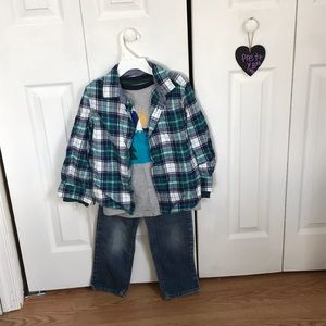 Boys size 5T play outfit